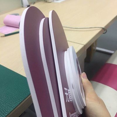 深圳亮光板異形切割工廠指南 精準服務廣告發(fā)布行業(yè)